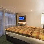Jaegerhof Otel Zermatt
