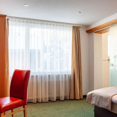 Hotel Jaegerhof 3*