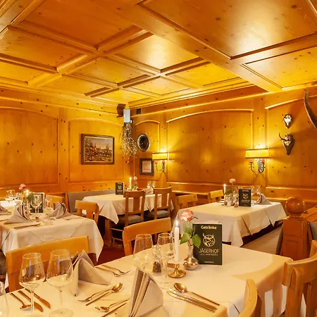 Jägerhof Hotel 3*